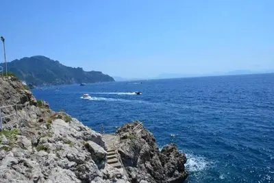 Image de Gorgeous apartment with private cliff in Amalfi Coast