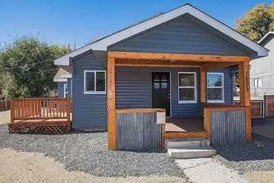 Image de 4Bedroom/6 min to Uni/Sleeps12