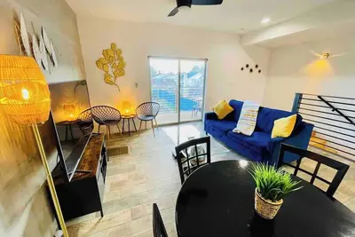 Image de Midtown Cube 2Modern/Pet Friendly 🐩🐈400mbps WiFi