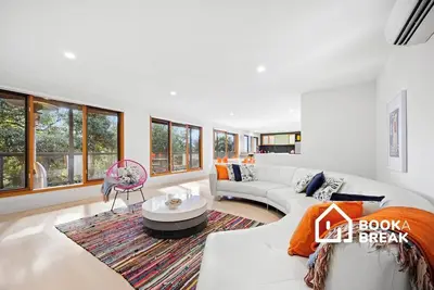 Image de Lookout & Sea - Beachfront Bliss in McCrae