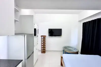 Image de 260 sq. ft 3 Cozy Studio Apartment w/ Gym & Theater