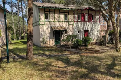 Image de Confortable maison, 2 chambres, piscine chauffée, résidence du Golf de Pinsolle
