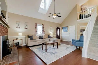 Image de Minutes to Fort Jackson- Stay at the Breeze on Inn