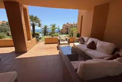 Image de premiere ligne de plage granados