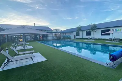 Image de Winelands Flat in Secure Estate w/ pool & gym. Pet friendly and weekly cleaning!