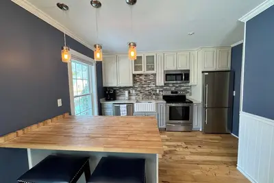 Image de Charming 2-bedroom townhome in gated community near Lake Winnipesaukee!