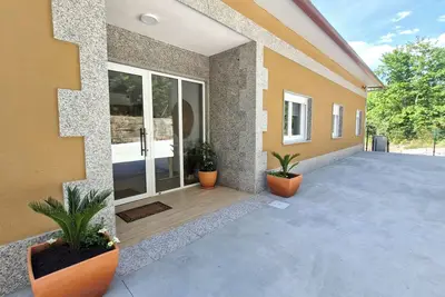 Image de Adapted For People With Reduced Mobility And Has An Articulated Bed.