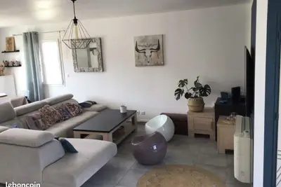 Image de Maison au calme vue sur la garrigue avec piscine