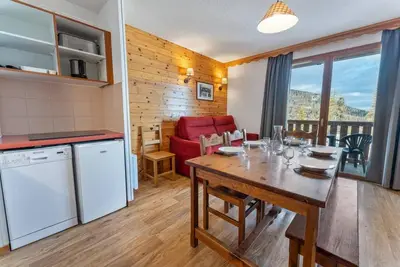 Image de Centre station, 1er étage, remise en forme, piscine, sauna, balcon, casier à ski, 30-38m², Les Orres