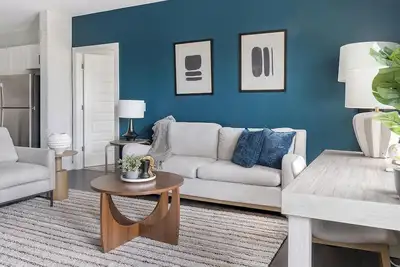 Image de Landing | Spectacular 2bd, Gym, Pool