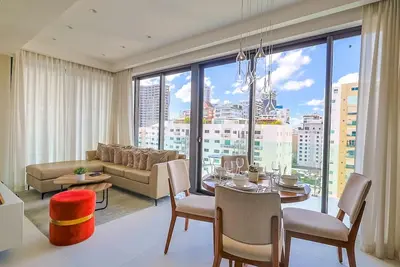 Image de Luxurious City Center 2bd Apartment, Spectacular RoofTop, Jacuzzi