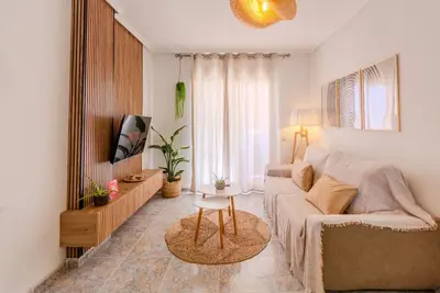 Image de Coastal Comfort with Pool & Parking