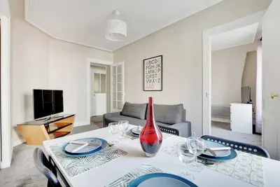 Image de Appartement lumineux - 2br-4p - Belleville