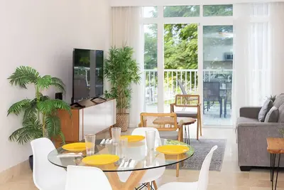 Image de cozy 2-bed, 2-bath apartment in Buenaventura, Farallón 🌴