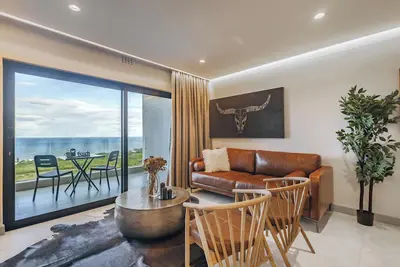 Image de Modern 3br, Ocean Views & Near Gateway Mall