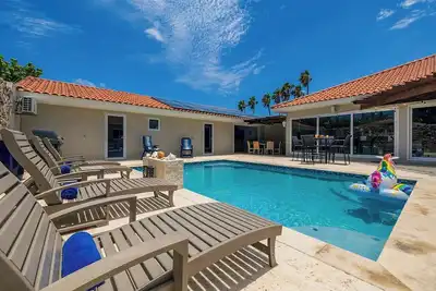 Beachfront 3br3ba w/Private Pool @ Boca Catalina
