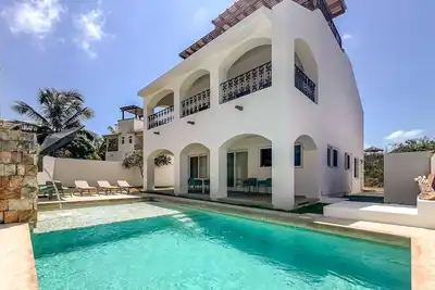 Image de Stunning 4bdr w/private pool in Punta Sur