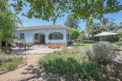 Image de Maison de campagne \"Villa Moral\" avec piscine privée, Wi-Fi et climatisation