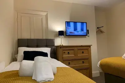 Image de 5 Bedrooms 4 Double rooms Smart Tv's in all rooms