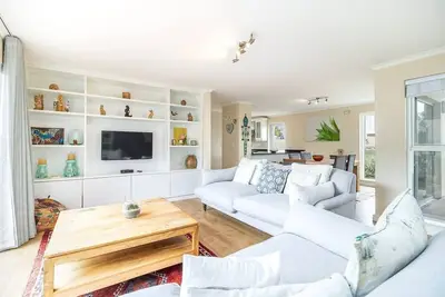 Image de 3 Bedroom Family Home - HoutBay