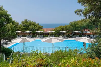 Image de Appartement 'Oasi Verde' avec vue sur la mer, Wi-Fi et climatisation