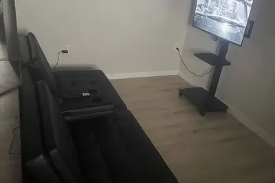 Image de Charming 1-bedroom apartment in cool Los Angeles with WiFi, Ac