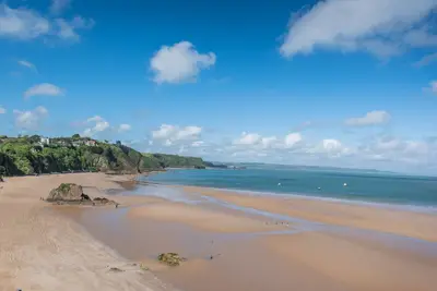 Image de White Rose 3 - Deux Chambres Appartement, Couchages 4