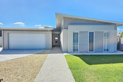 Image de Vita Bella – Modern Coastal Retreat Just Steps from Robe’s Iconic Long Beach