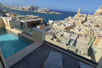 Image de Val · Private pool & unbeatable view | Val by Homega
