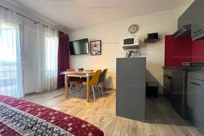 Image de Studio cabine 4 pers au cœur de la station, terrasse Sud