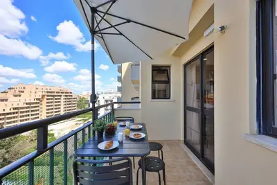 Image de Amarilis - Seaside Serenity