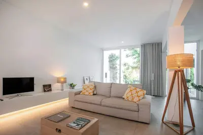 Image de 3 bedroom Villa - Trois Chambres Appartement, Couchages 6