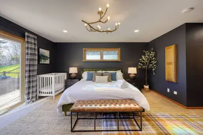 Image de Wild Timber Lodge: Golf Sim, Sauna, Bars, 10 acres, close to Wi Dells