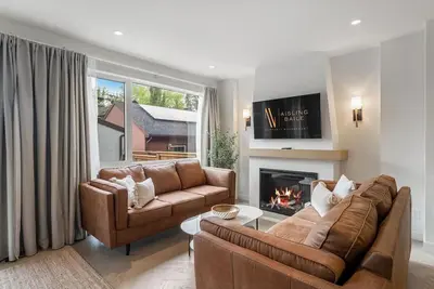 Image de La More | Hot Tub | Kensington | Luxury | Office