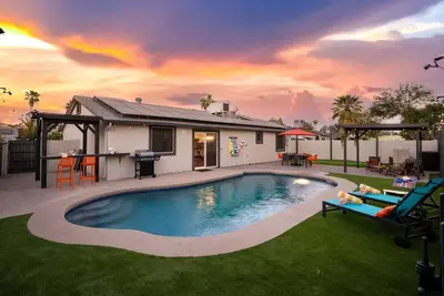 Image de Ultimate Game House: Heated pool