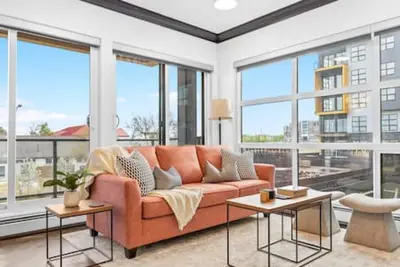 Image de Stylish & Bright 2br/2ba | A/C | Near Downtown Mru