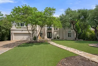 Image de Waterfront Home in Volente - Sleeps 14 people