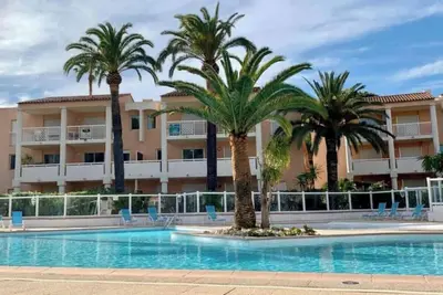 Image de Golfe-Juan - 4 personnes - Piscine - Parking