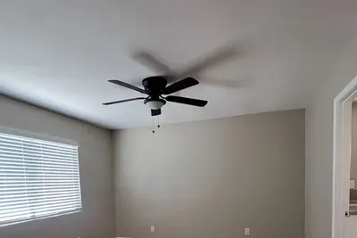 Image de Unfurnished 3br Home with Mountain Views & Fenced Yard