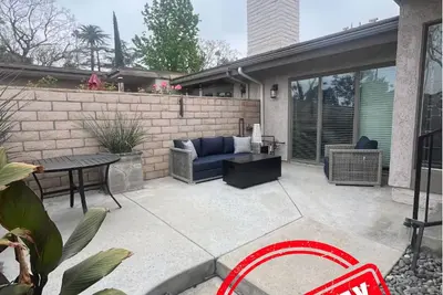 Image de Victoria Woods Retreat close to Downtown Riverside