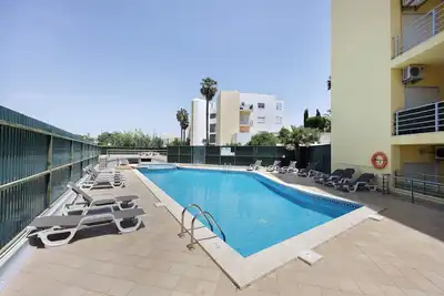 Image de Appartement 'Lagos Marina' avec piscine partagée, Wi-Fi et climatisation
