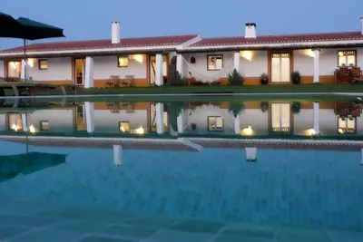 Image de Villa 'Casa Do Sal' avec piscine partagée, terrasse et Wi-Fi