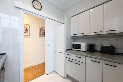 Cosy flat in Atocha station Gl30