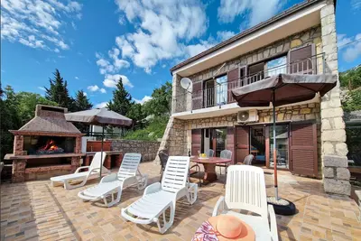 Kamena kuća by Interhome