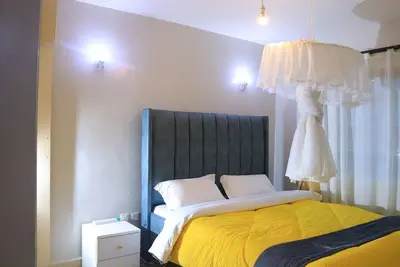 Image de Homey 2-bedroom apartment. Your home away from home