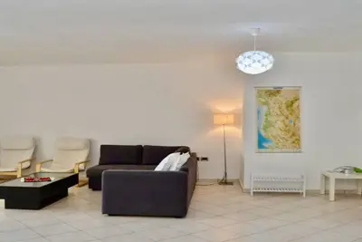 Image de Appartement spacieux avec vue sur la mer א Saranda