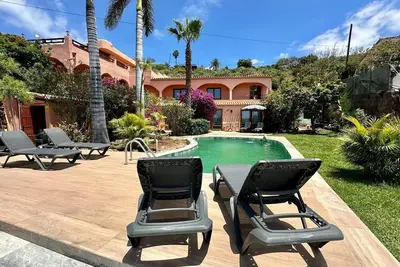 Image de Great views & heated pool (El Perenquen, 1)