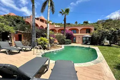 Image de Great views & heated pool (El Perenquen, 3)