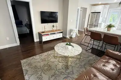 Image de New Home 4 Br 25 min to Nyc & 10 min to Ewr