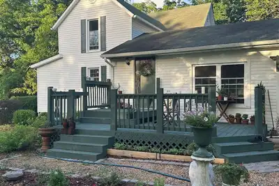 Image de Tranquil 3-bedroom farmhouse in charming Carthage with Ac